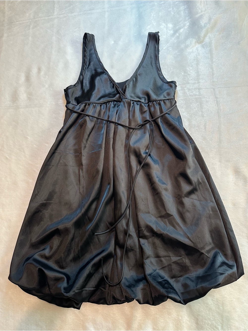 Love Culture Black Sequin & Satin Bubble Hem Dress Size S - Picture 6 of 7